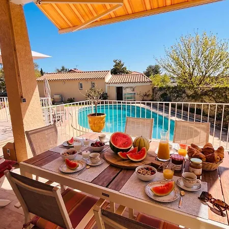 200 M², Piscine Privée, 4 10 Min Montpellier Villa